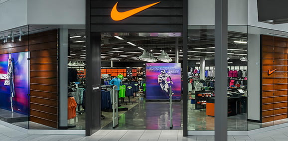 Τέλος εποχής για την NIKE