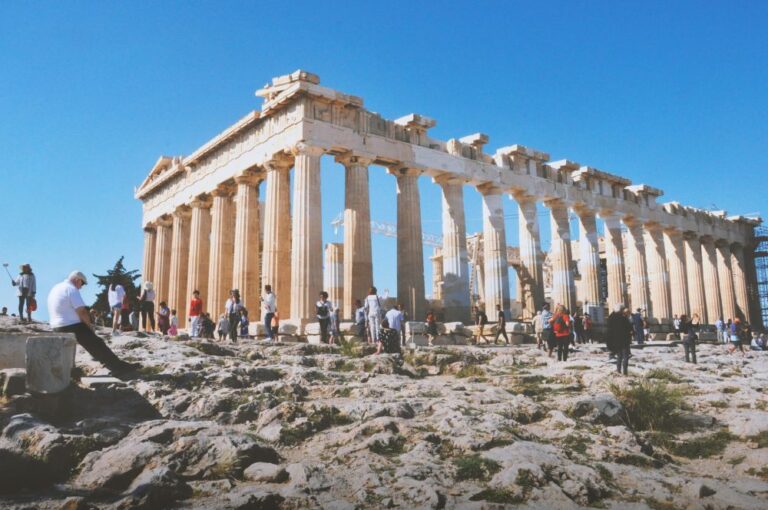 Με ποιοτικούς και όχι ποσοτικούς στόχους κάνει πρεμιέρα ο τουρισμός