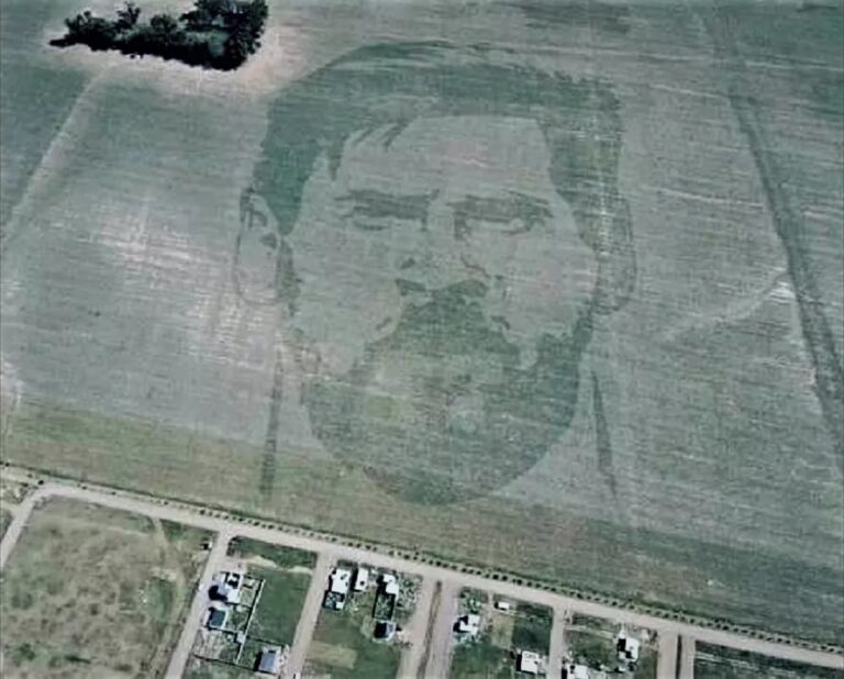 Μέσι: Έγινε αγρογλυφικό σε χωράφι με καλαμπόκια στην Αργεντινή!