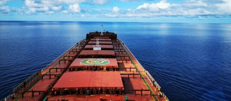 Θ. Λασκαρίδης: Ενισχύει τον στόλο της Laskaridis Maritime με δέκα σύγχρονα bulkers