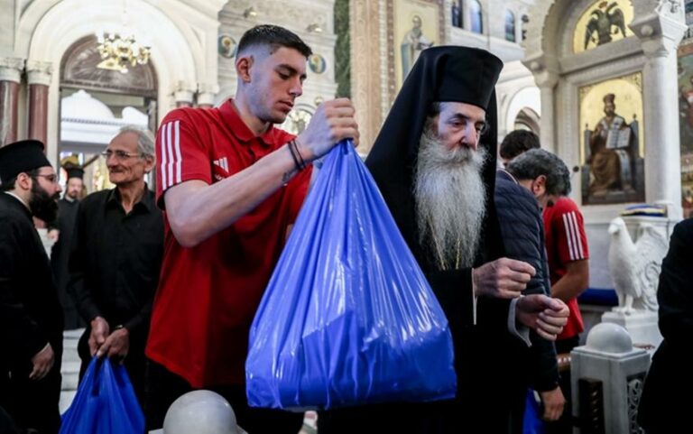 Γεύματα αγάπης από Ολυμπιακό και Βαγγέλη Μαρινάκη