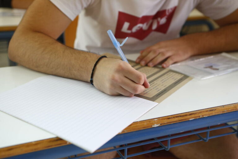 Βασικές οδηγίες για τους υποψήφιους των Πανελλαδικών Εξετάσεων