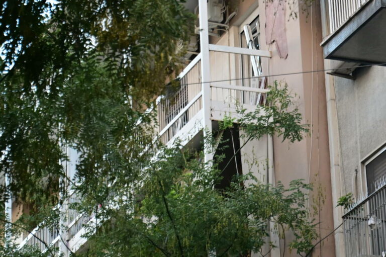 Έκρηξη στους Αμπελόκηπους: Παρατείνεται για δεύτερο εξάμηνο η προσωρινή κράτηση του Νίκου Ρωμανού και των άλλων τεσσάρων κατηγορούμενων