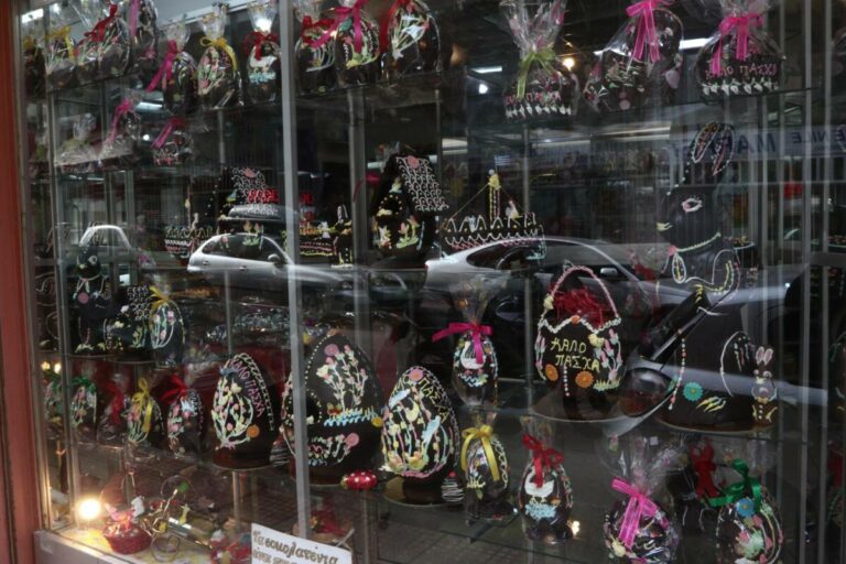 Κορυφώνεται η εμπορική κίνηση ενόψει Πάσχα