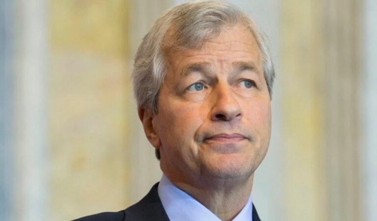 Ντάιμον (JP Morgan): Η προειδοποίηση για τον παγκόσμιο εμπορικό πόλεμο και τα εύσημα σε Ελλάδα