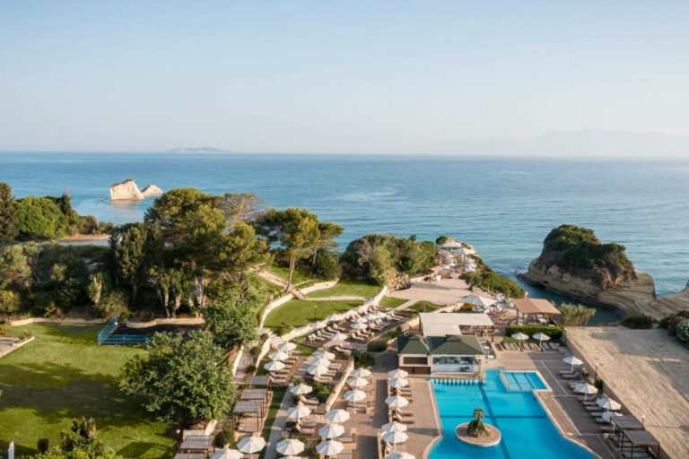 Στη Hotelbrain το Akron Seascape Resort (πρώην Brown)
